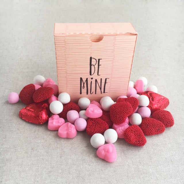 Valentine box - free printable from Cotton & Flax